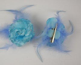 Duckklem met roos blauw 7 cm.