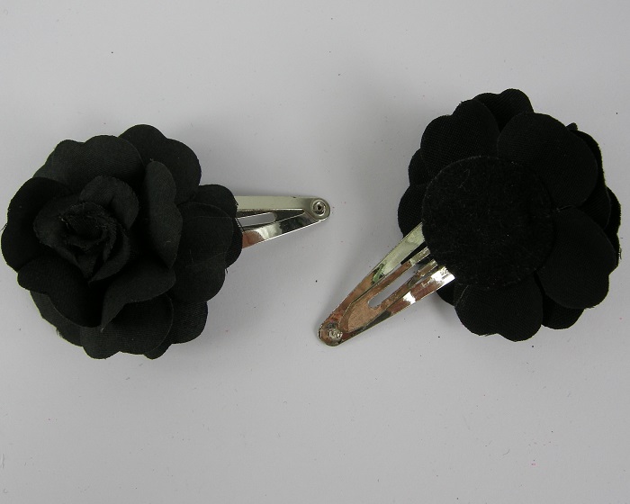 (image for) 2 klikklaks met zwarte roos.
