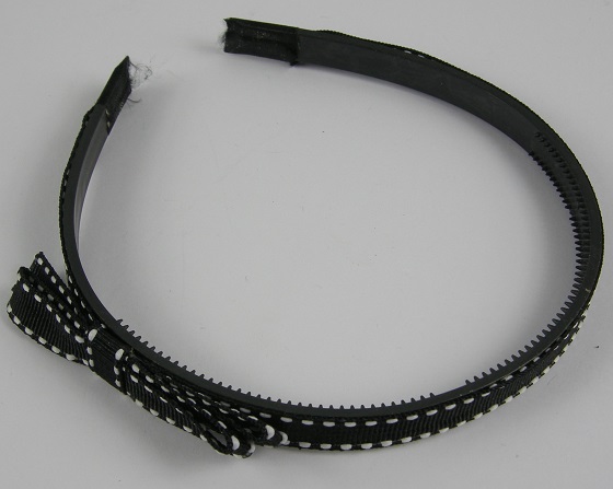 (image for) Diadeem met streep en strik zwart. - Klik op afbeelding om te sluiten