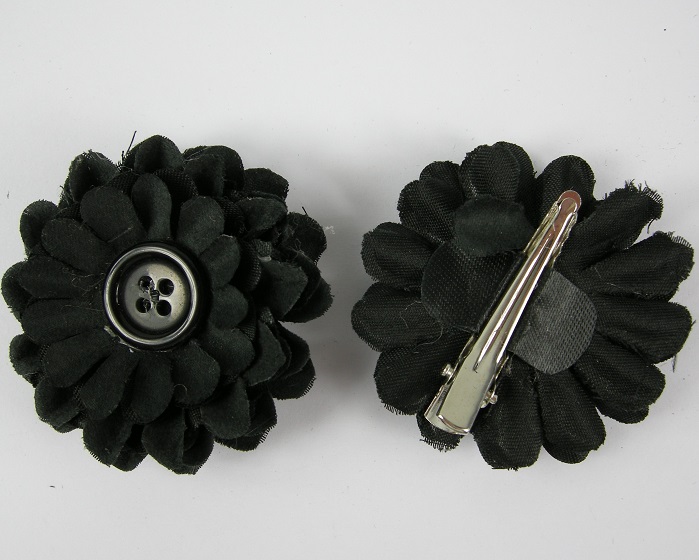 (image for) 2 duckklemmen met bloem zwart. - Klik op afbeelding om te sluiten