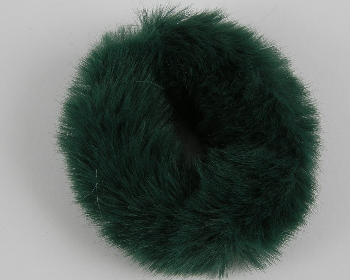 (image for) Scrunchie groen harig. - Klik op afbeelding om te sluiten